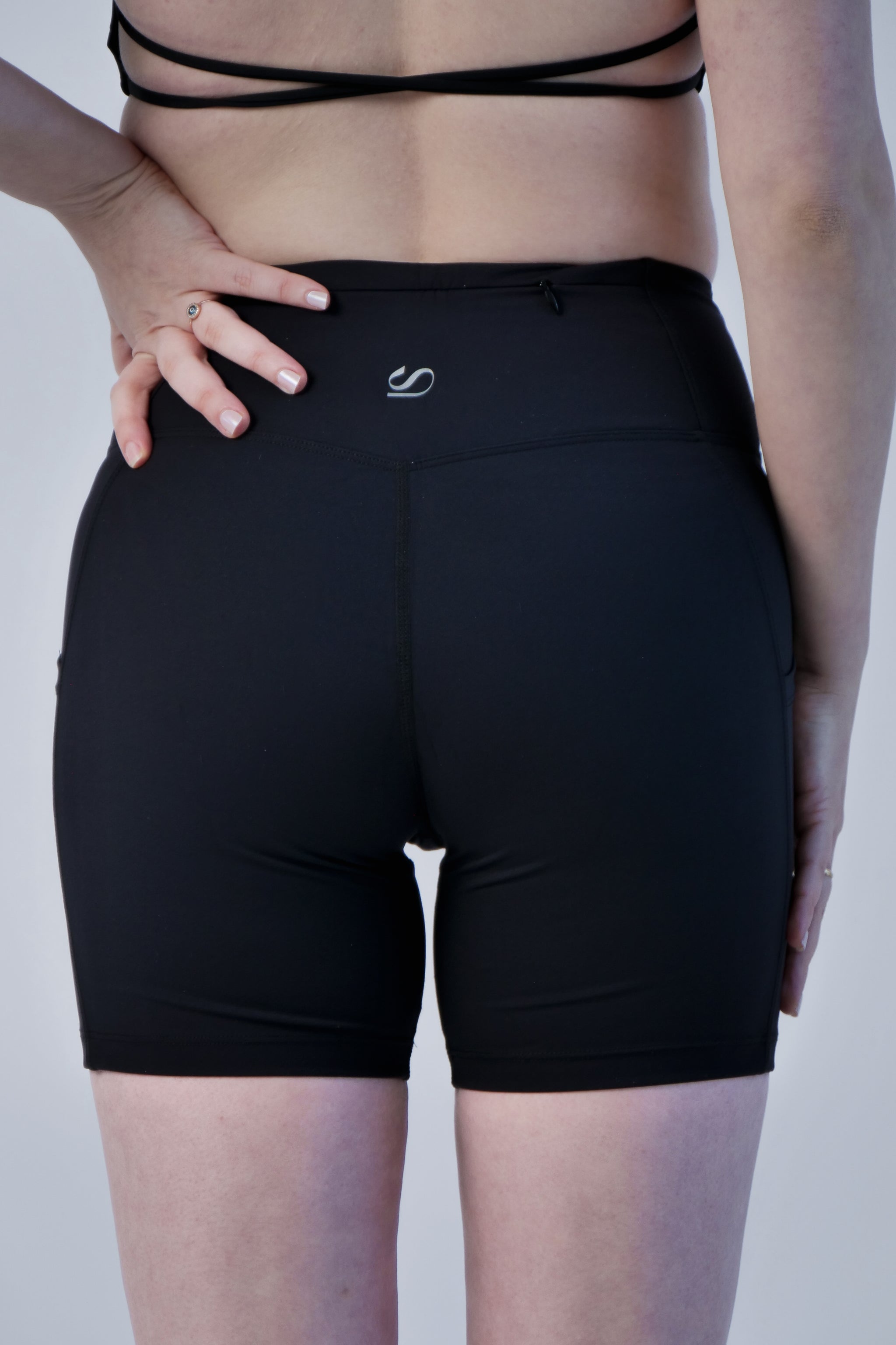 Unlimited Short - Black